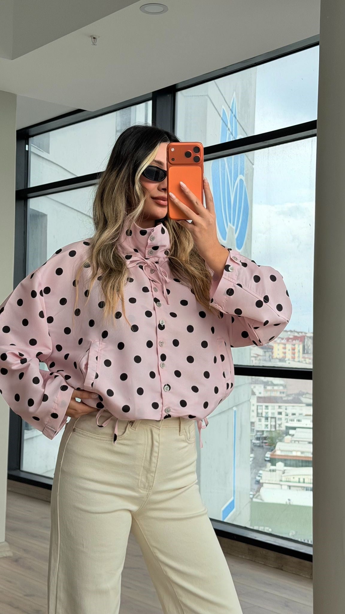 Pinterest Puantiyeli Yağmurluk Ceket Pembe