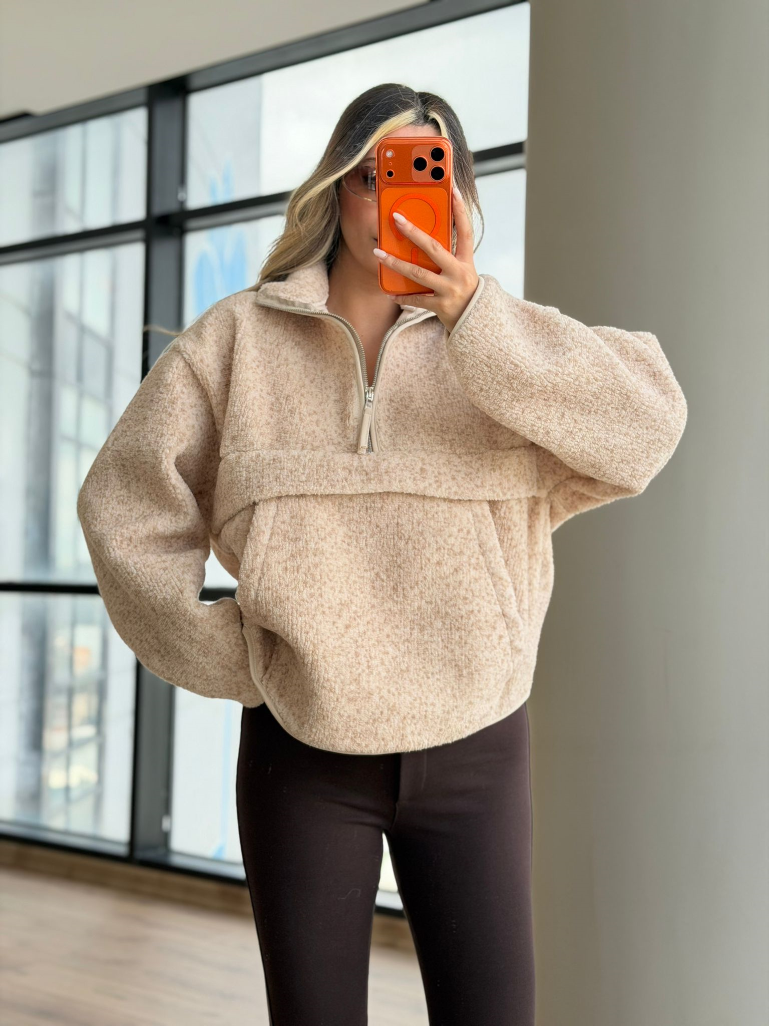 Kanguru Muadil Polar Sweat Bej