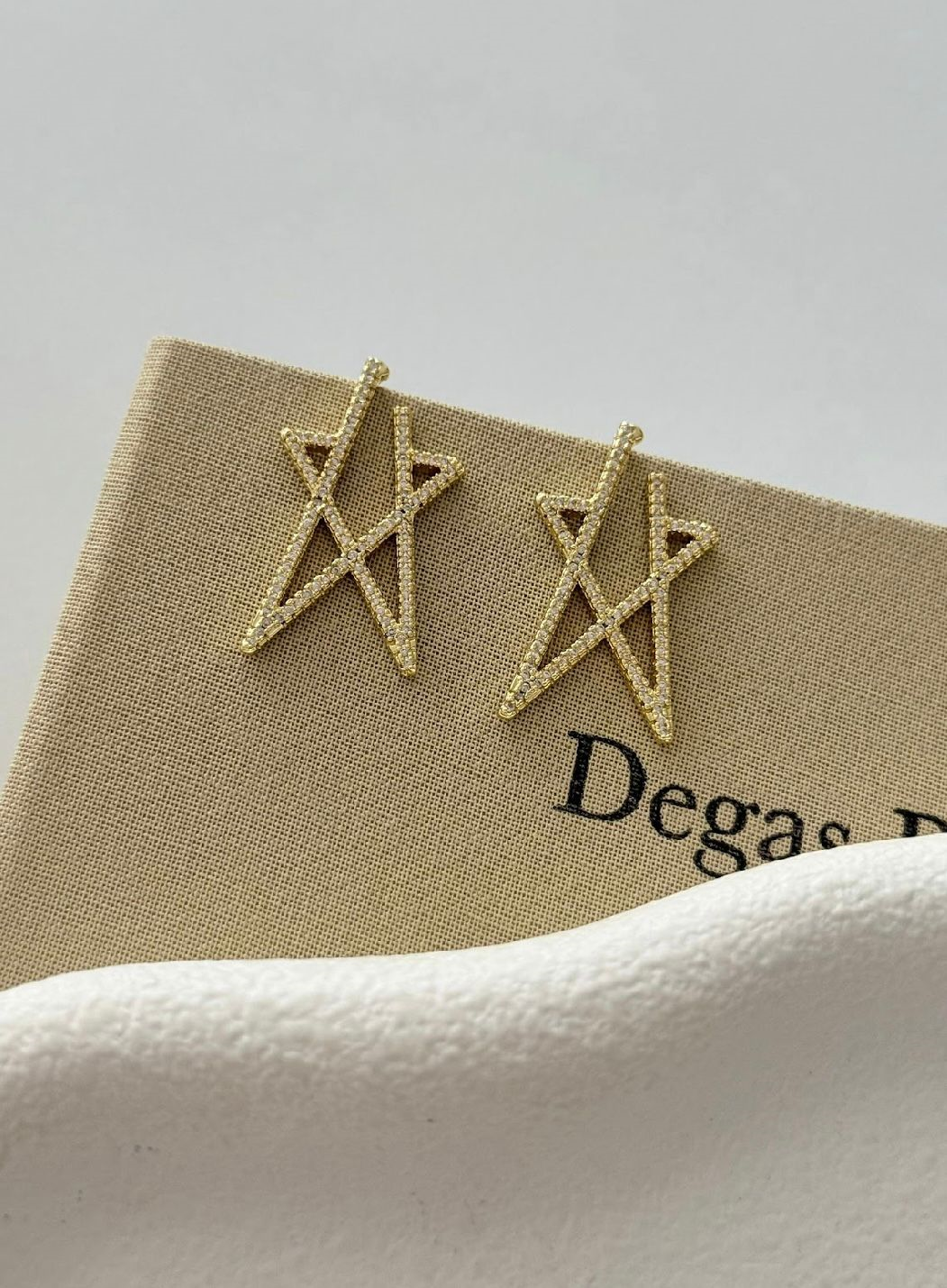 Zienna Gold Yıldız Küpe