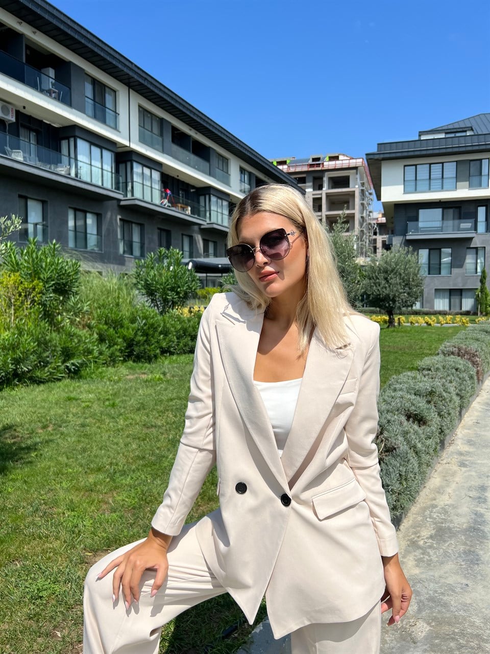 Bej Palazzo Klasik Takım
