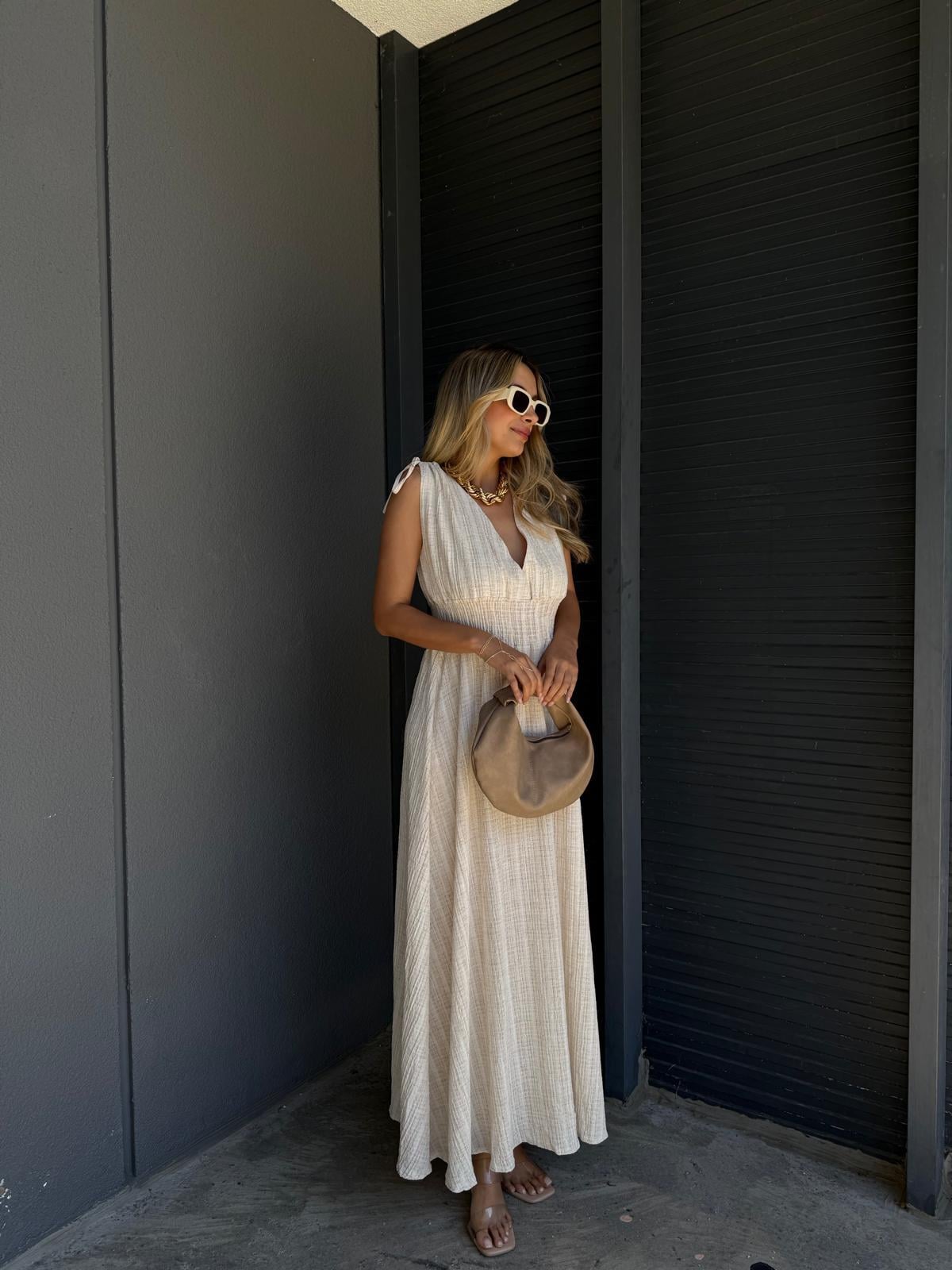 Omuz İp Bağlamalı Gipeli Krem Keten Elbise