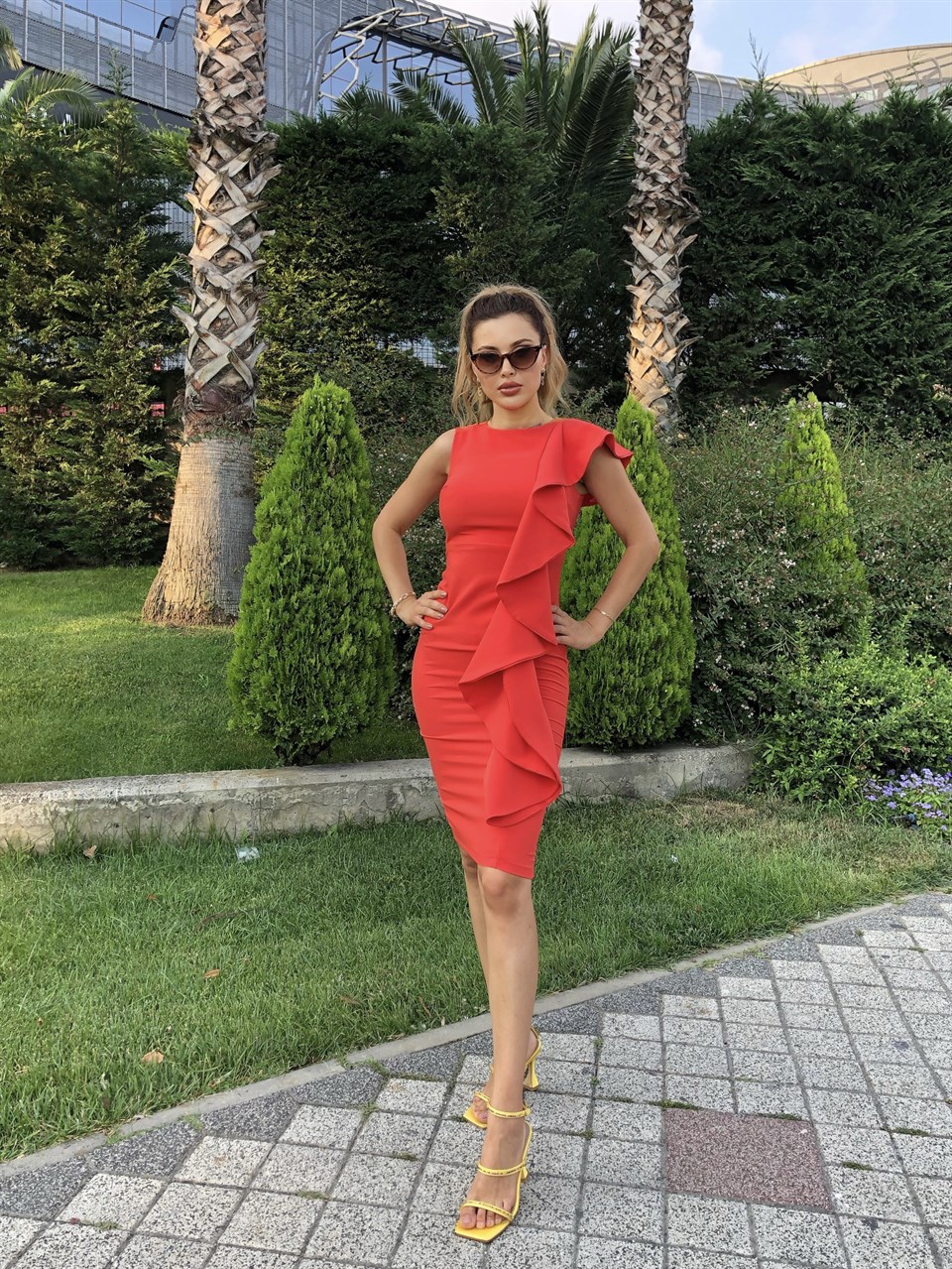 Fırfır Detay Nar Çiçeği Kalem Crep Elbise