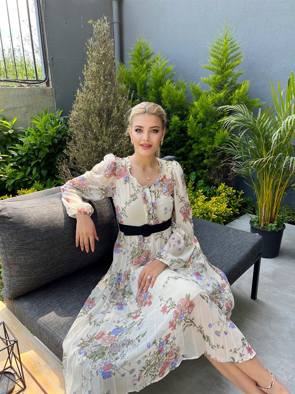 Gilda Astarlı Krem Şifon Elbise