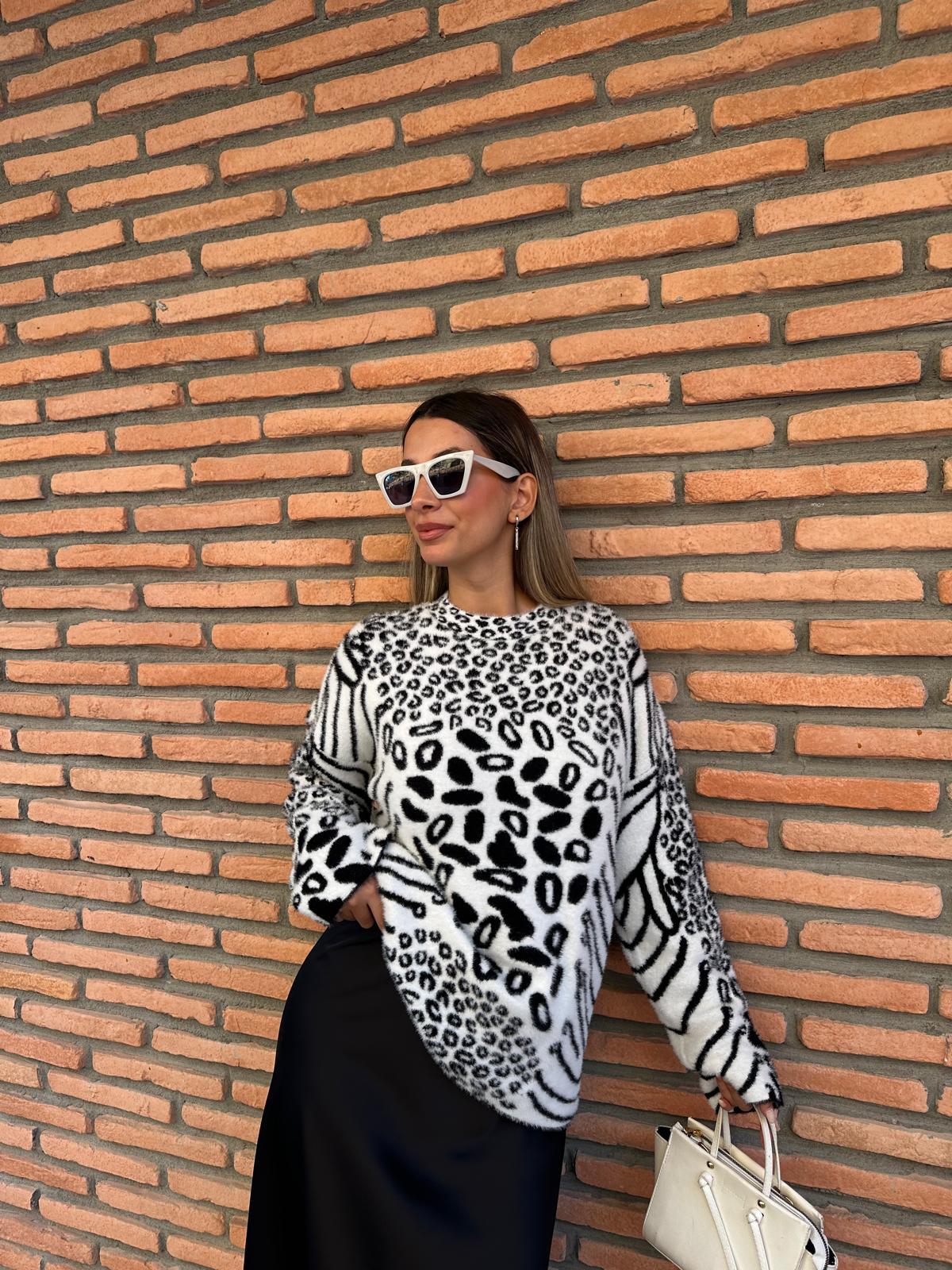 Leopar Kazak Siyah Beyaz 070621215