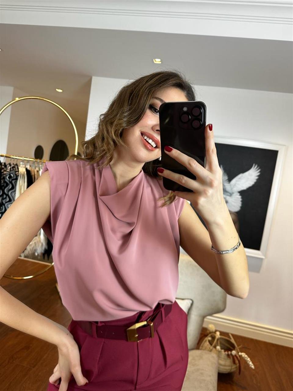 Omuz Vatkalı Gül Kurusu Bluz 230253