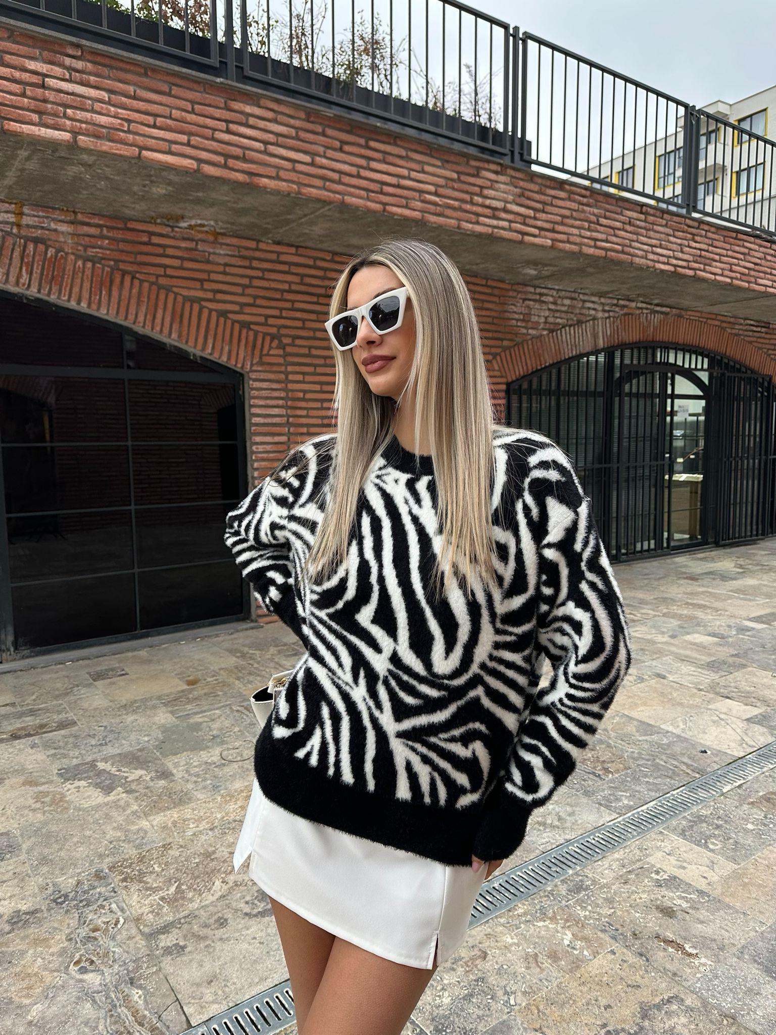 Onia Premium Soft Kazak Siyah kzk2038rvd
