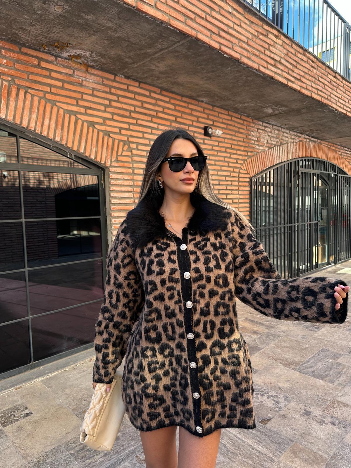 Premium Seri Siyah Kürklü Leopar Desen Hırka hrk1090mzr