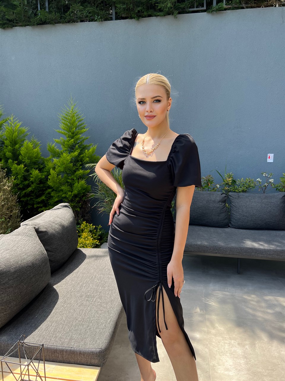 Siyah İp Büzgülü Crep Elbise
