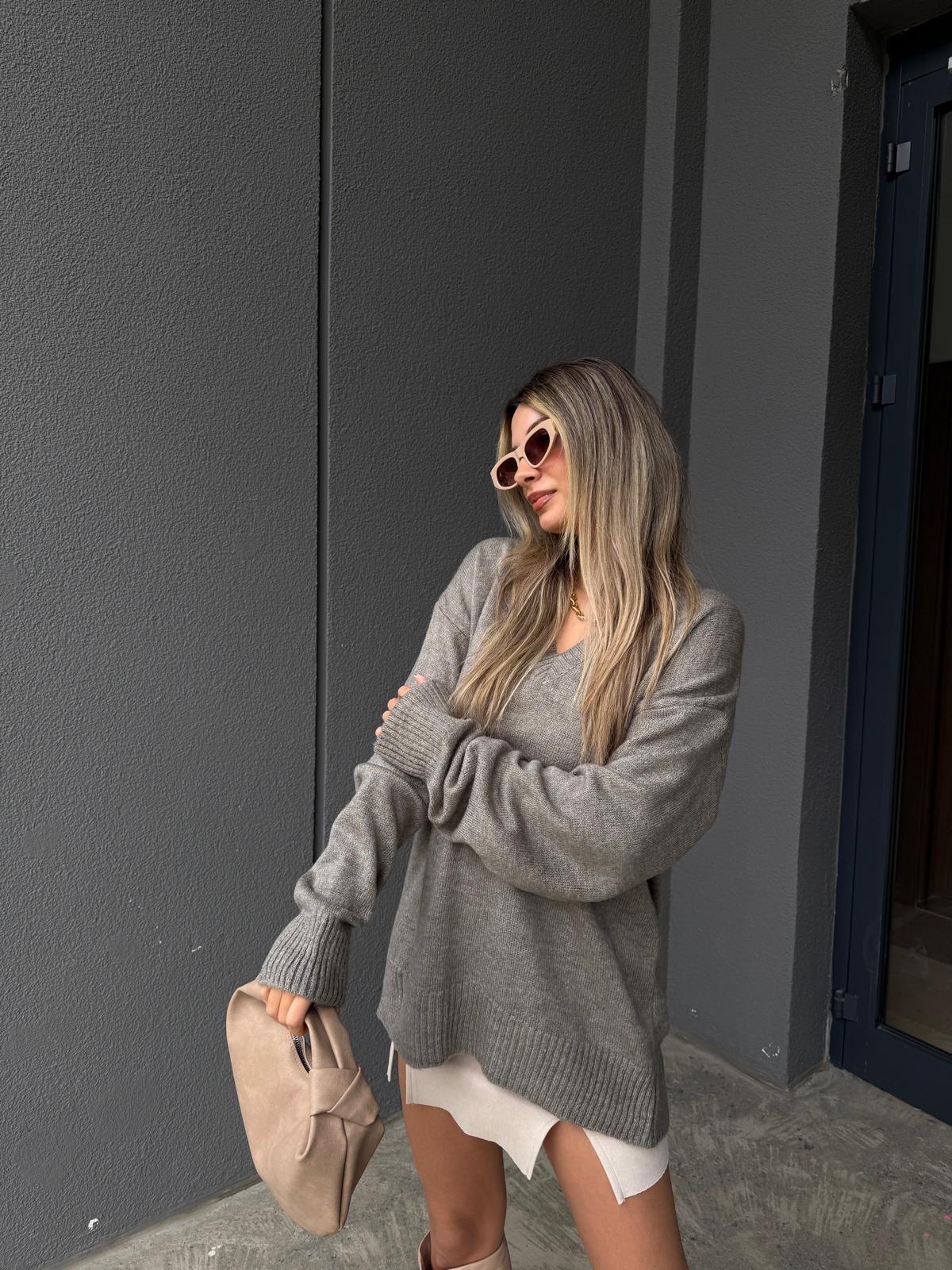 V Vaka Basic İpek Triko Kazak Gri kzk2171htfsn