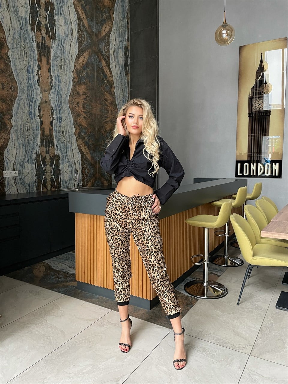 Zara Beli Lastikli Saten Leopar Pantolon