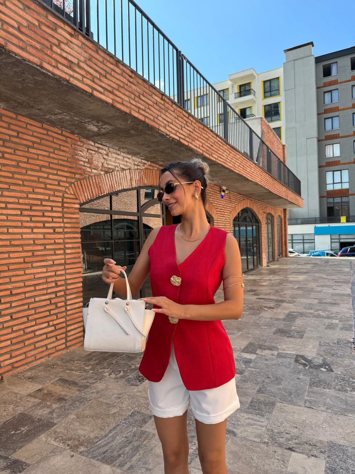 Zarina Gold Aksesuar Düğmeli Keten Kırmızı Yelek 070621163