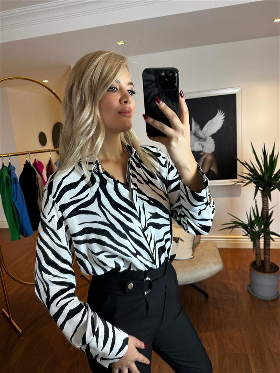 Zebra Desen Gold Aksesuarlı Saten Gömlek 0604111