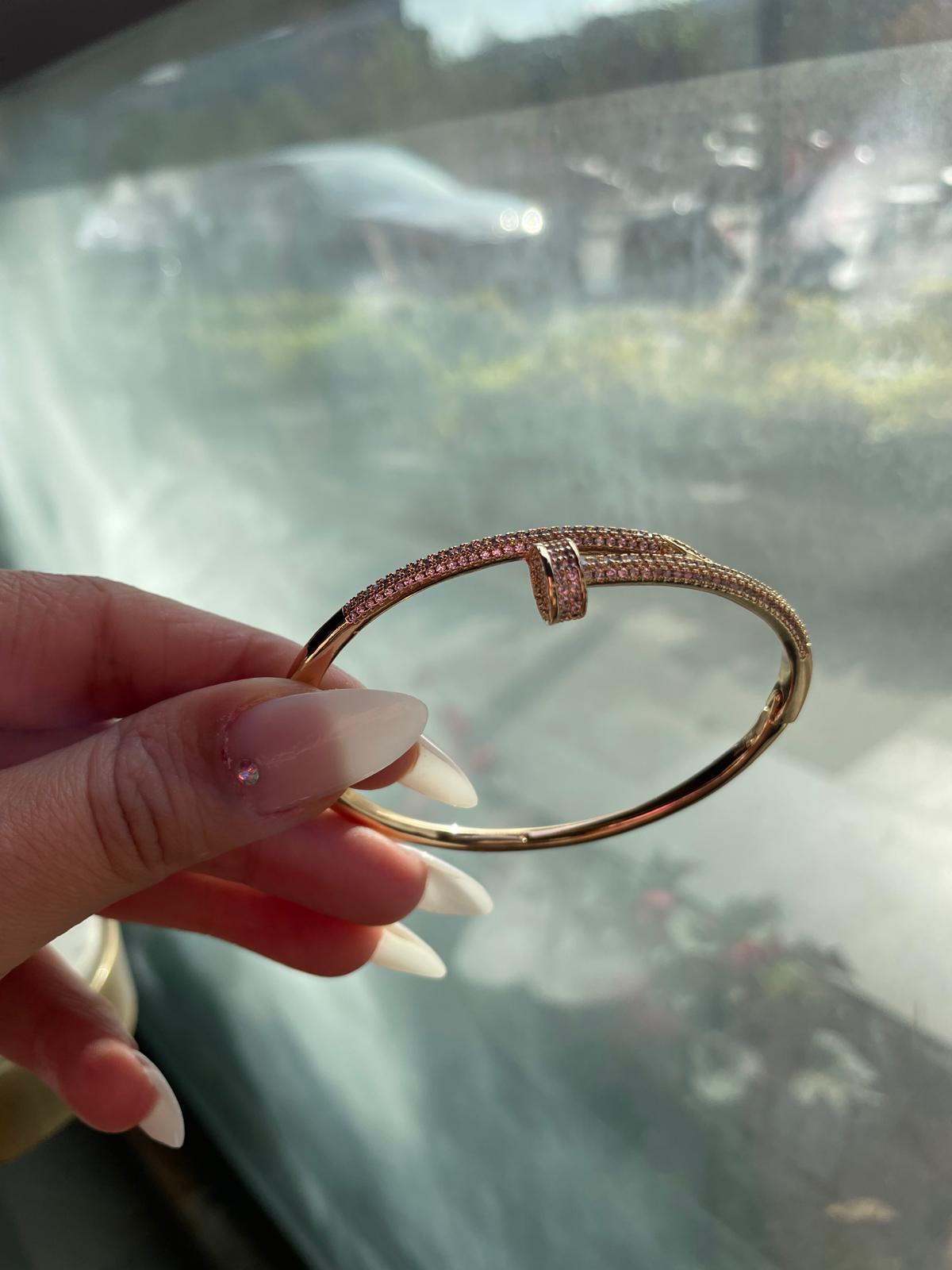 Zirkon Taşlı Rose Gold İnce Çivi KelepçeBLK1