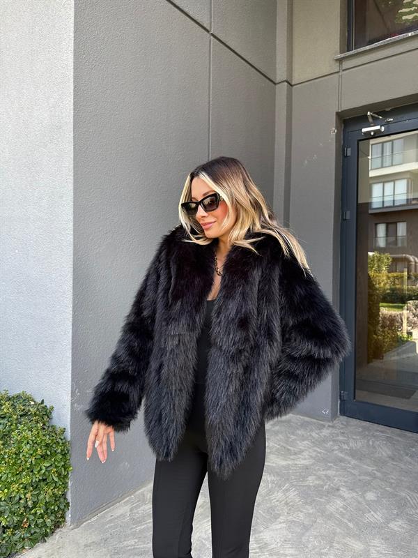 Premium Seri Kapüşonlu Siyah Kürk