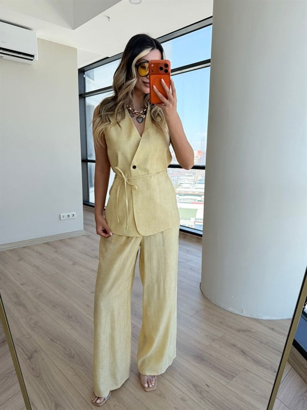 Lavre Yelekli Keten Sarı Takım