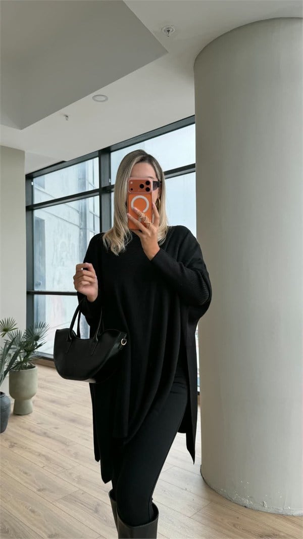 Emara Yan Yırtmaçlı Oversize Triko Siyah