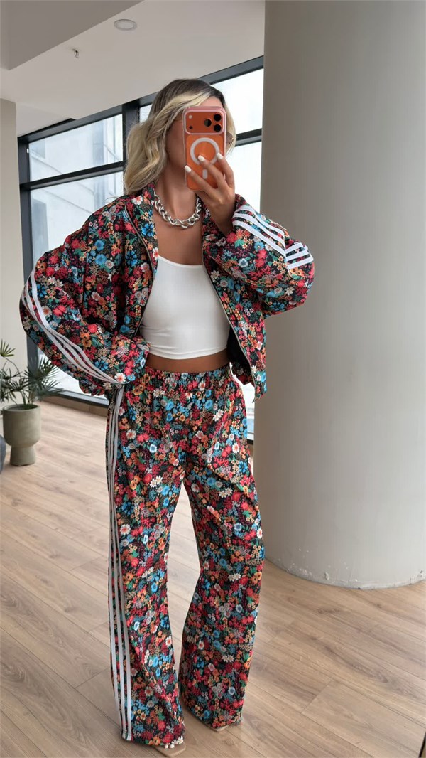 Çiçek Desenli Poplin Spor Takım