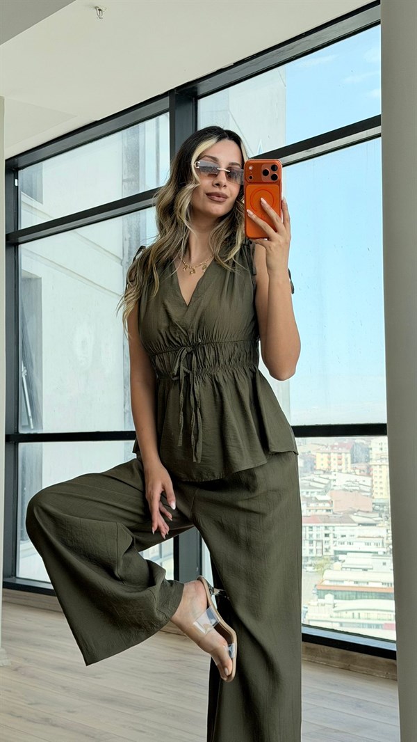 Pamera Bağcıklı Takım Haki