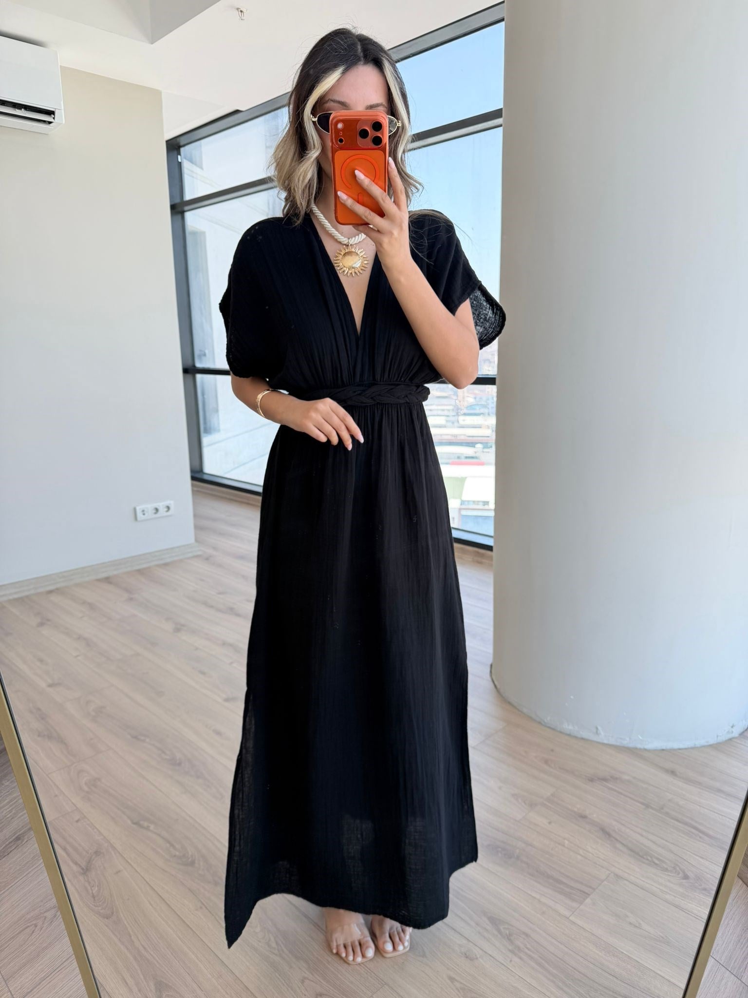 Tanira Örgü Kuşaklı Şile Bezi Elbise Siyah