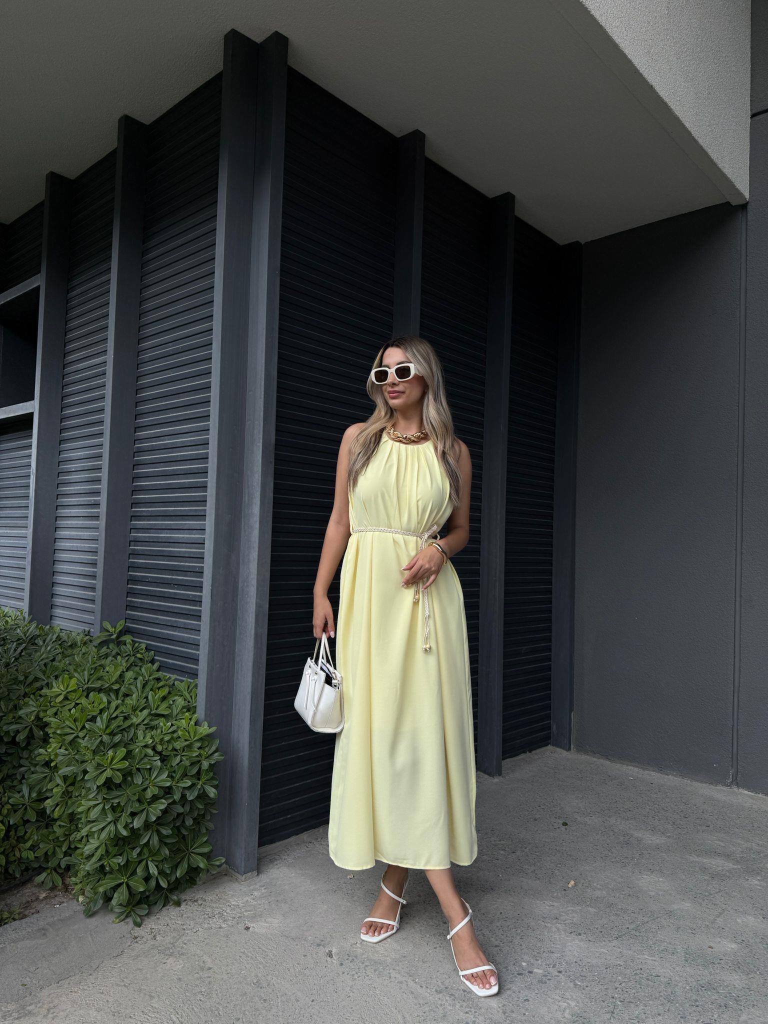 Lisarli İp Kemerli Sıfır Kol Sarı Elbise