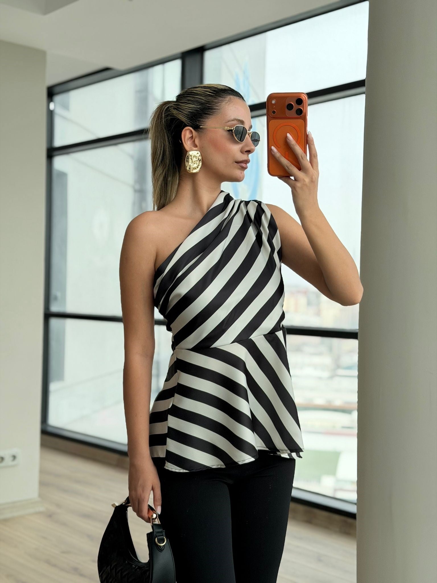 Tek Omuz Çizgili Bluz Siyah Beyaz Şık Bluz