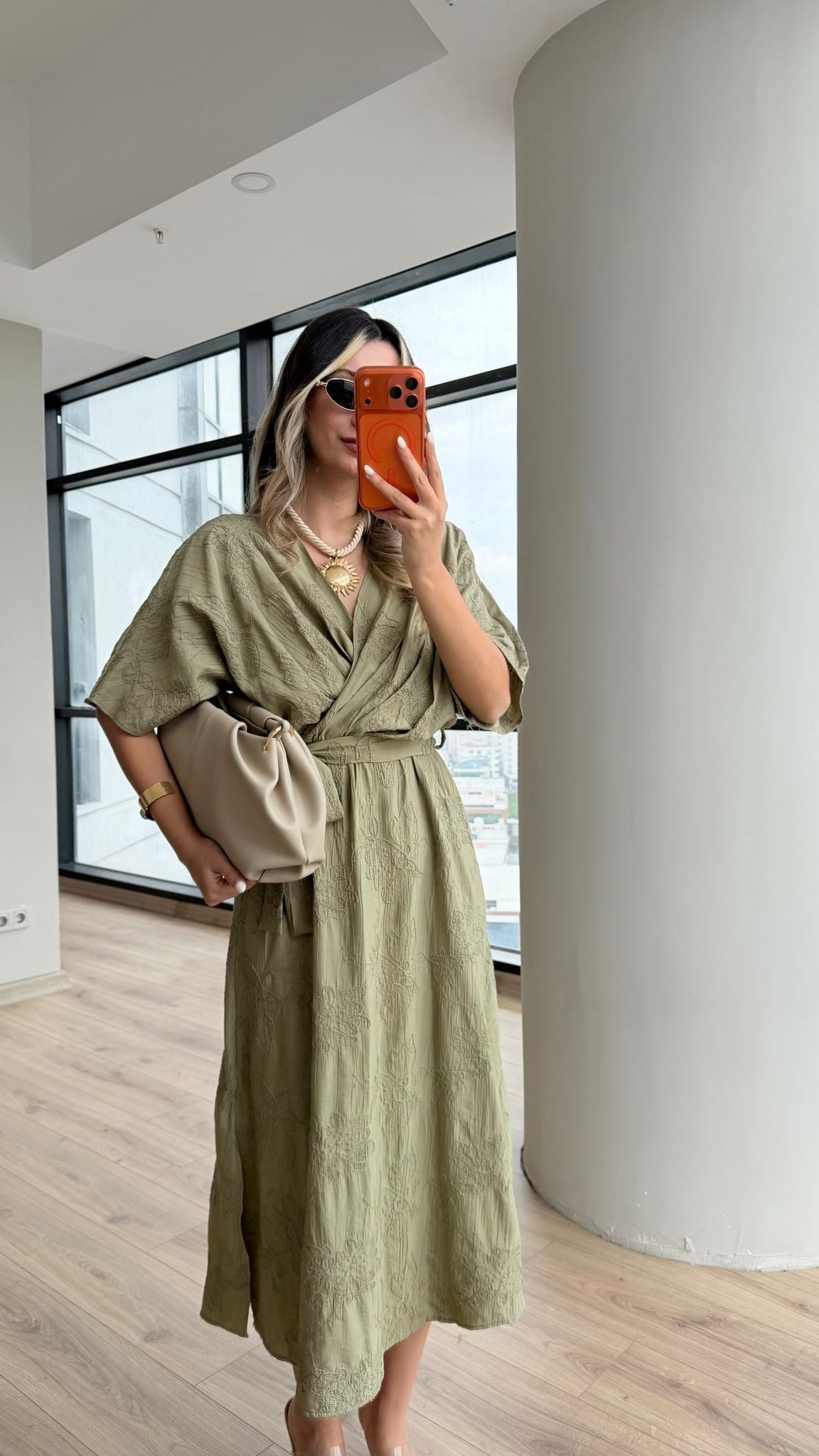 Kuşaklı Zeytin Yeşili Dokulu Elbise