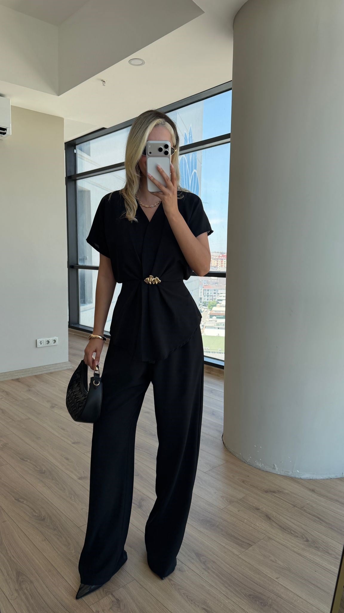 Miora Kuşaklı Bel Detaylı Şık Takım Siyah