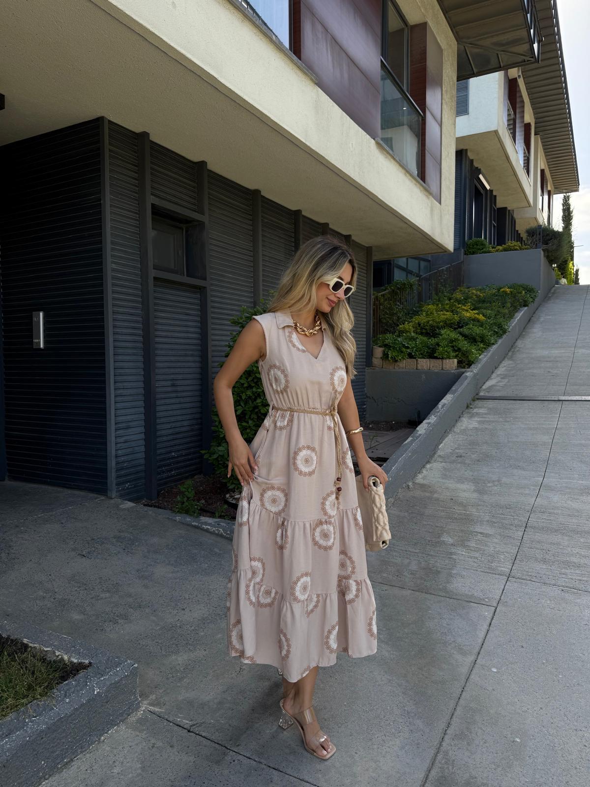 Motif Desen Hasır Kemerli Elbise Krem