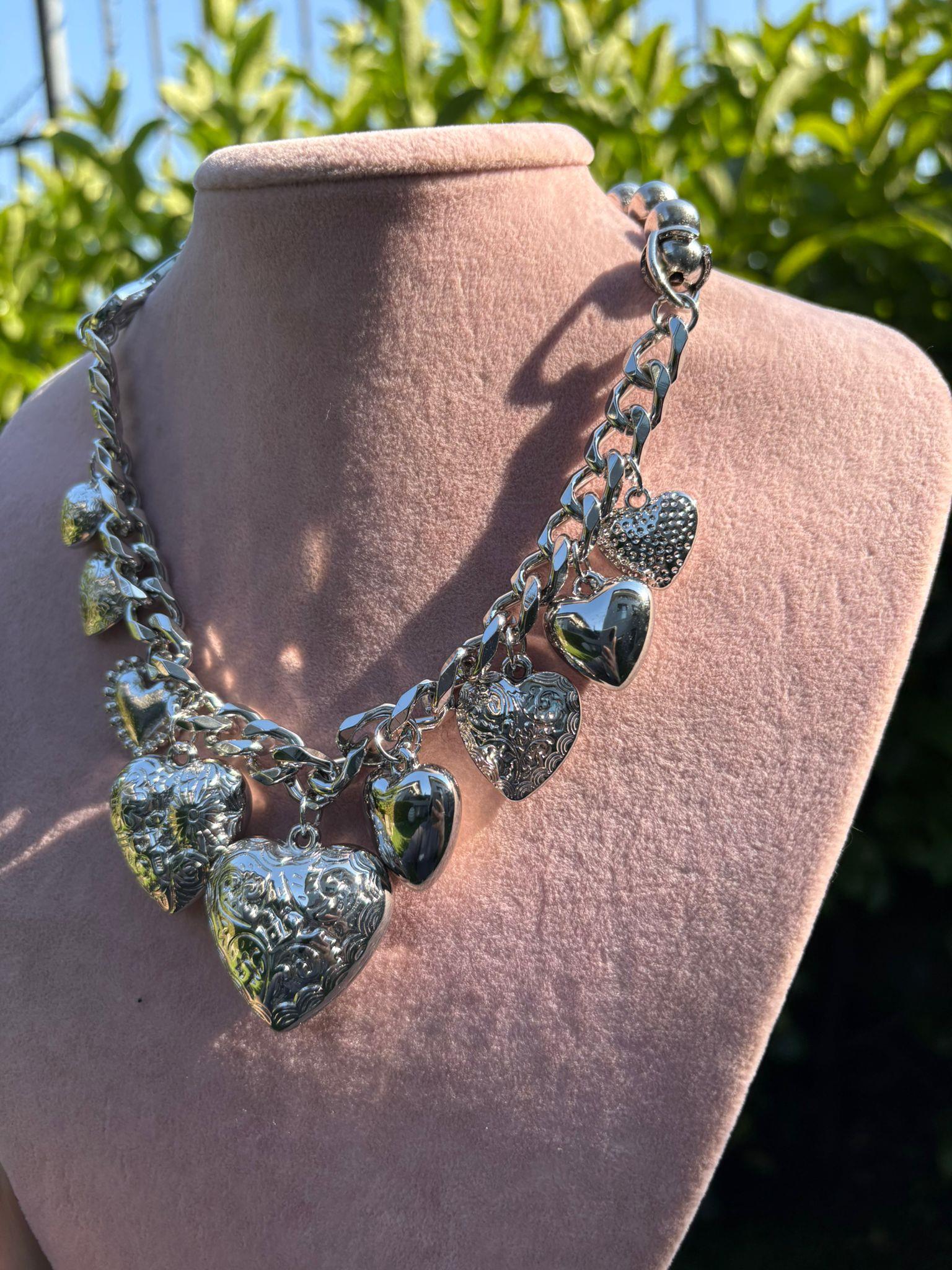 Zra Model İri Charmlı Kolye Silver