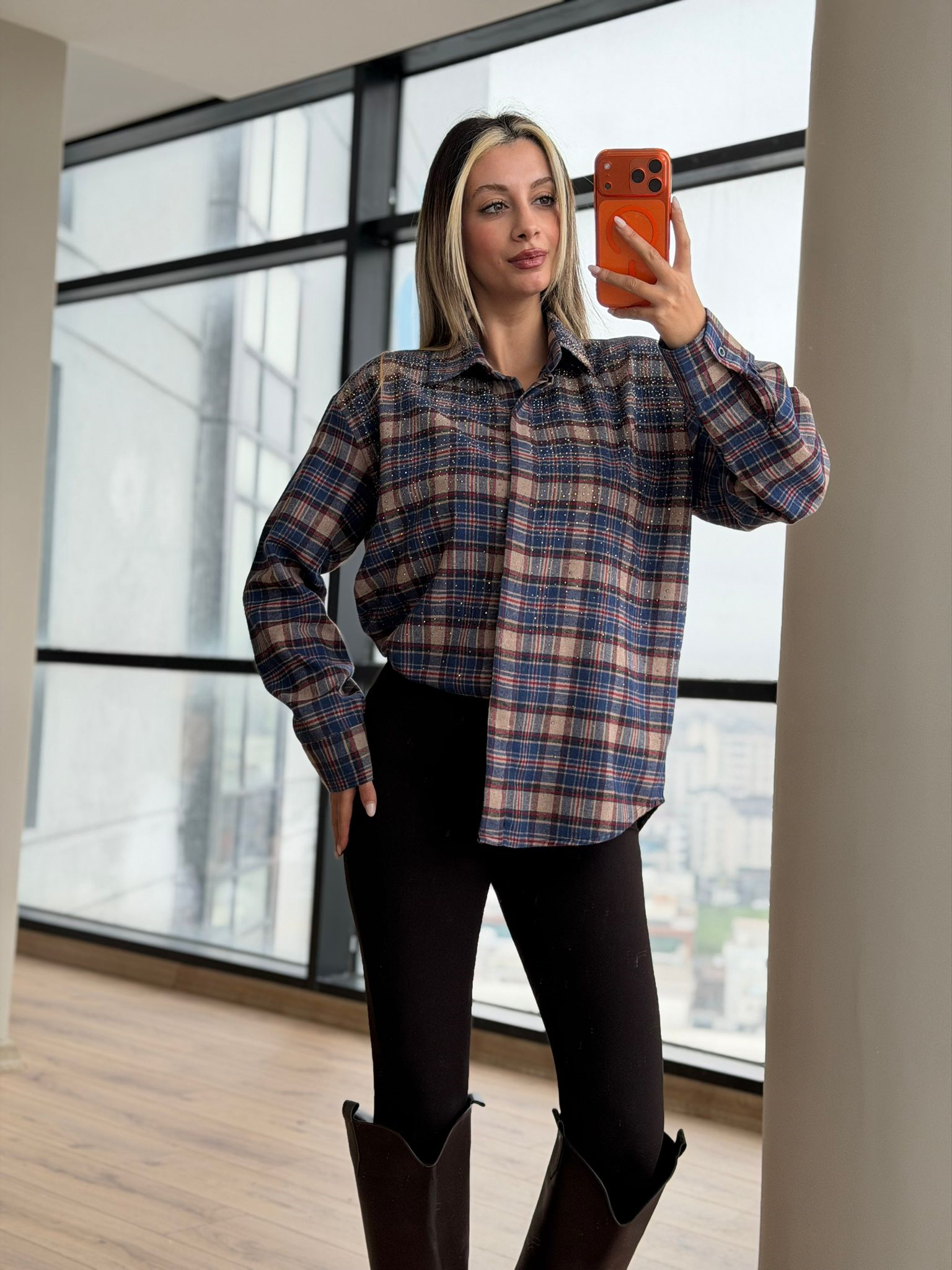 Taşlı Kareli Gömlek