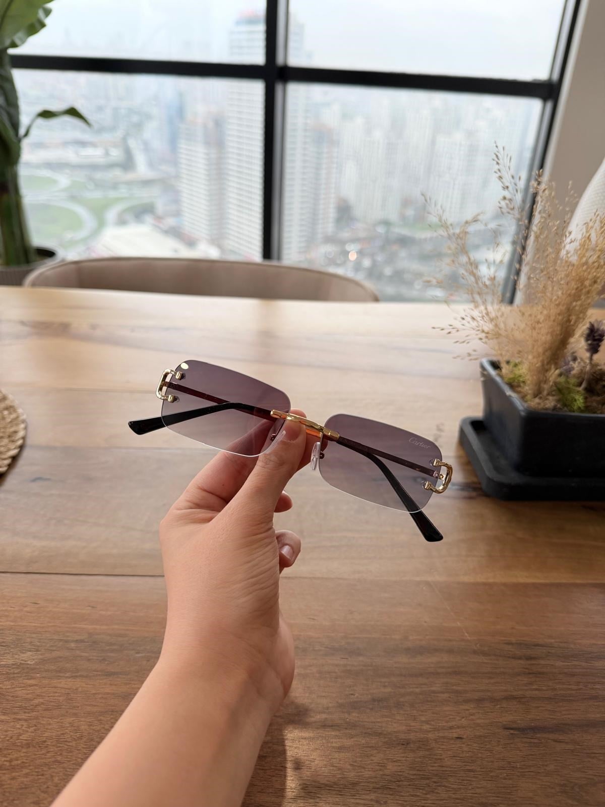 Crtr Dikdörtgen Camlı Lila Yansımalı Gold Saplı Gözlük