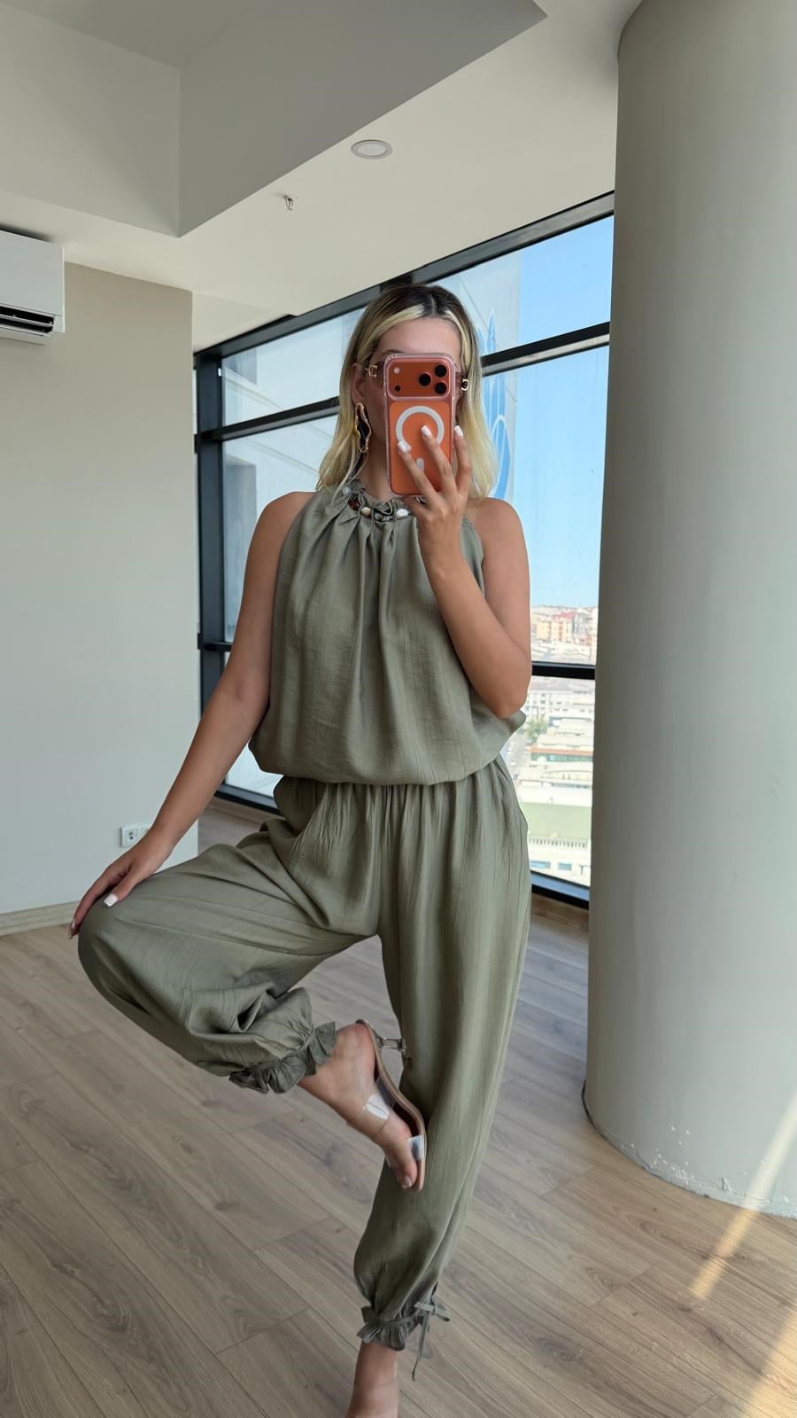 Boncuk Yakalı Yarım Astarlı Rayon Haki Takım