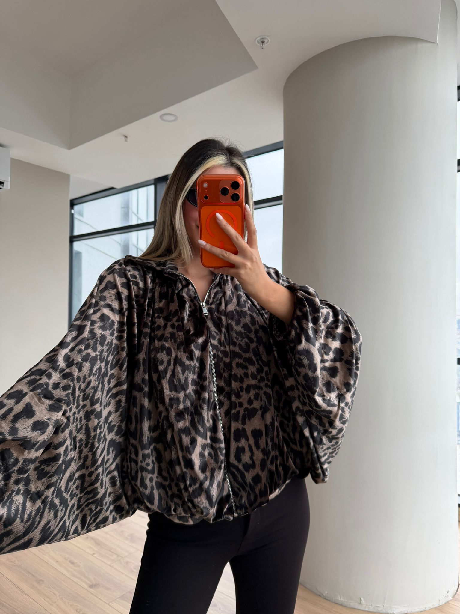 Leopar İnce Kadife Bomber Ceket