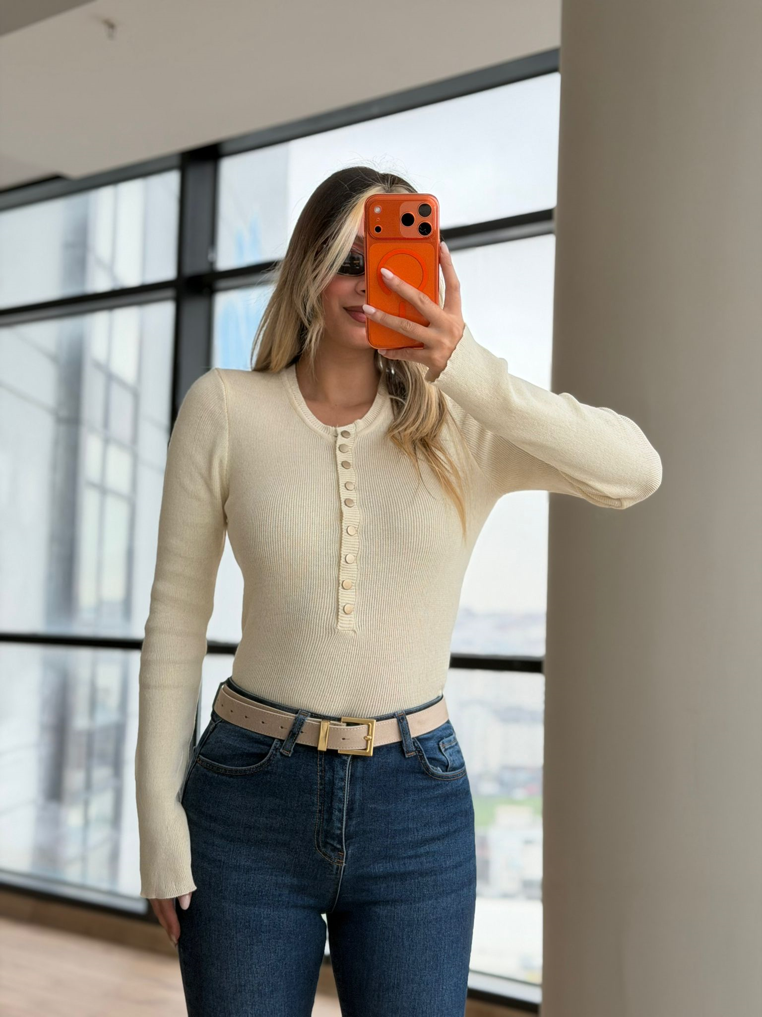 Sıfır Yaka Çıtçıt Düğmeli Krem Kazak