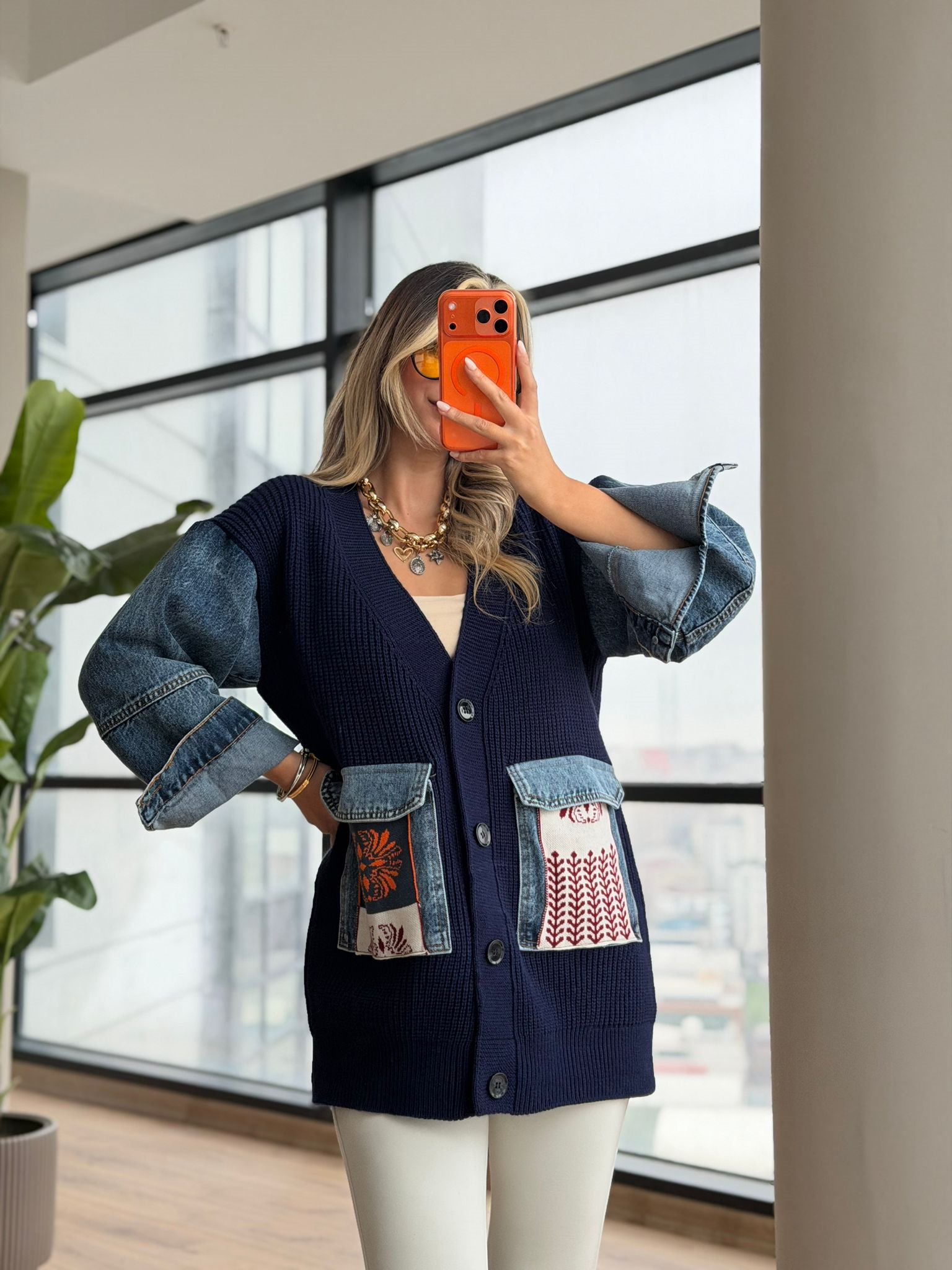 Cep Örme Motifli Kotlu Hırka