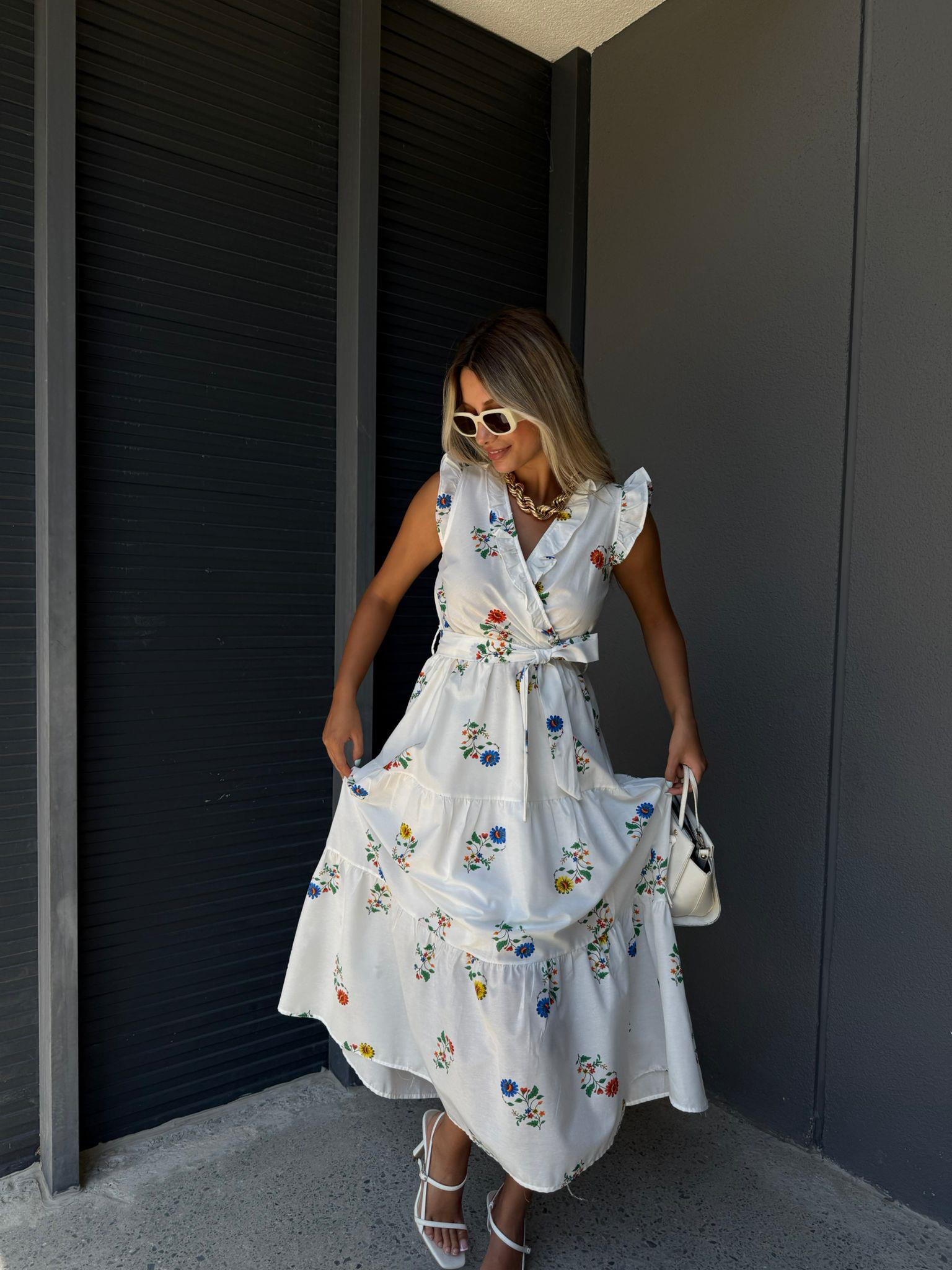 Çiçek Desenli Beyaz Poplin Elbise