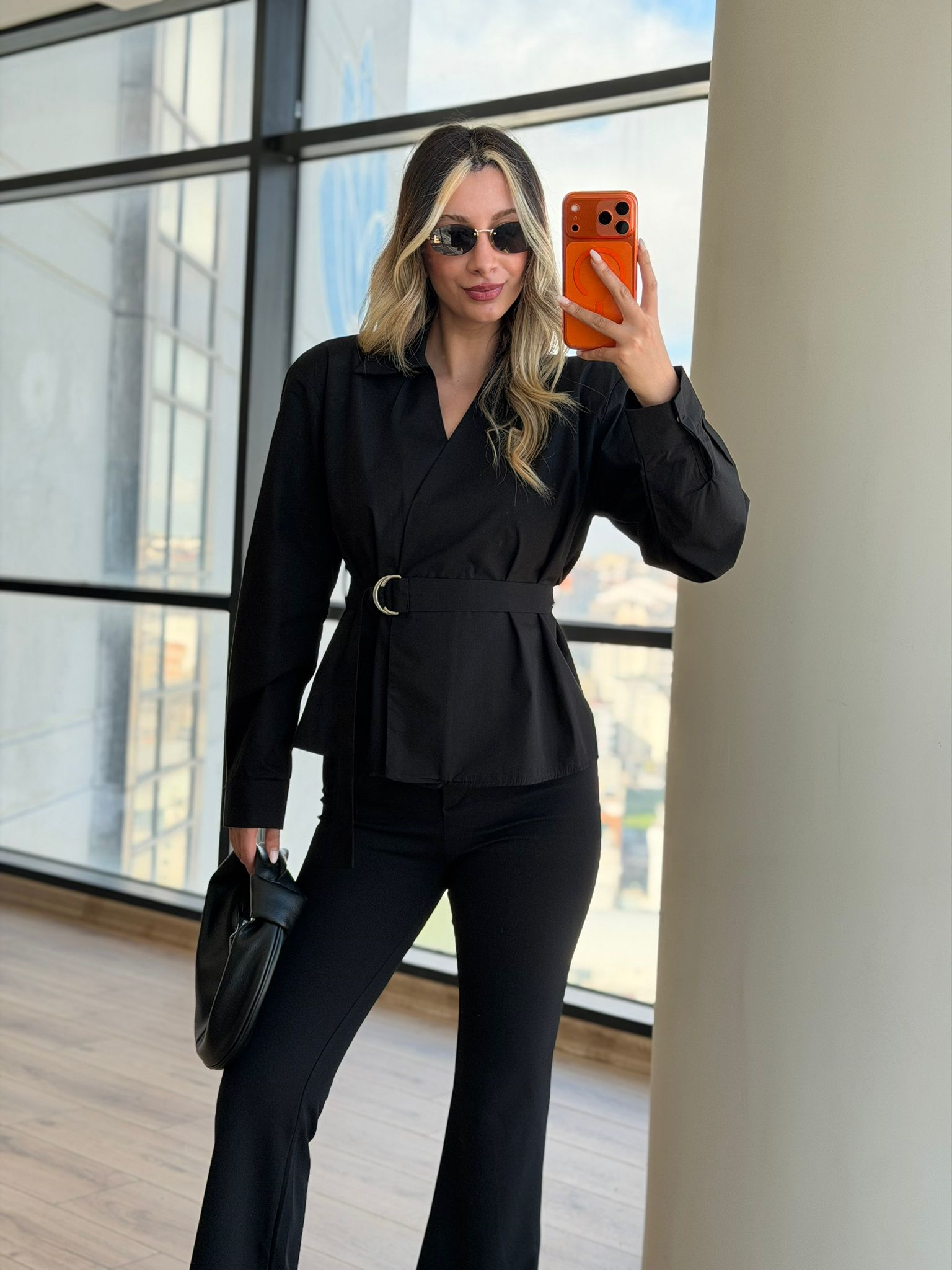 Toka Kuşaklı Orijinal Marka Gömlek Siyah