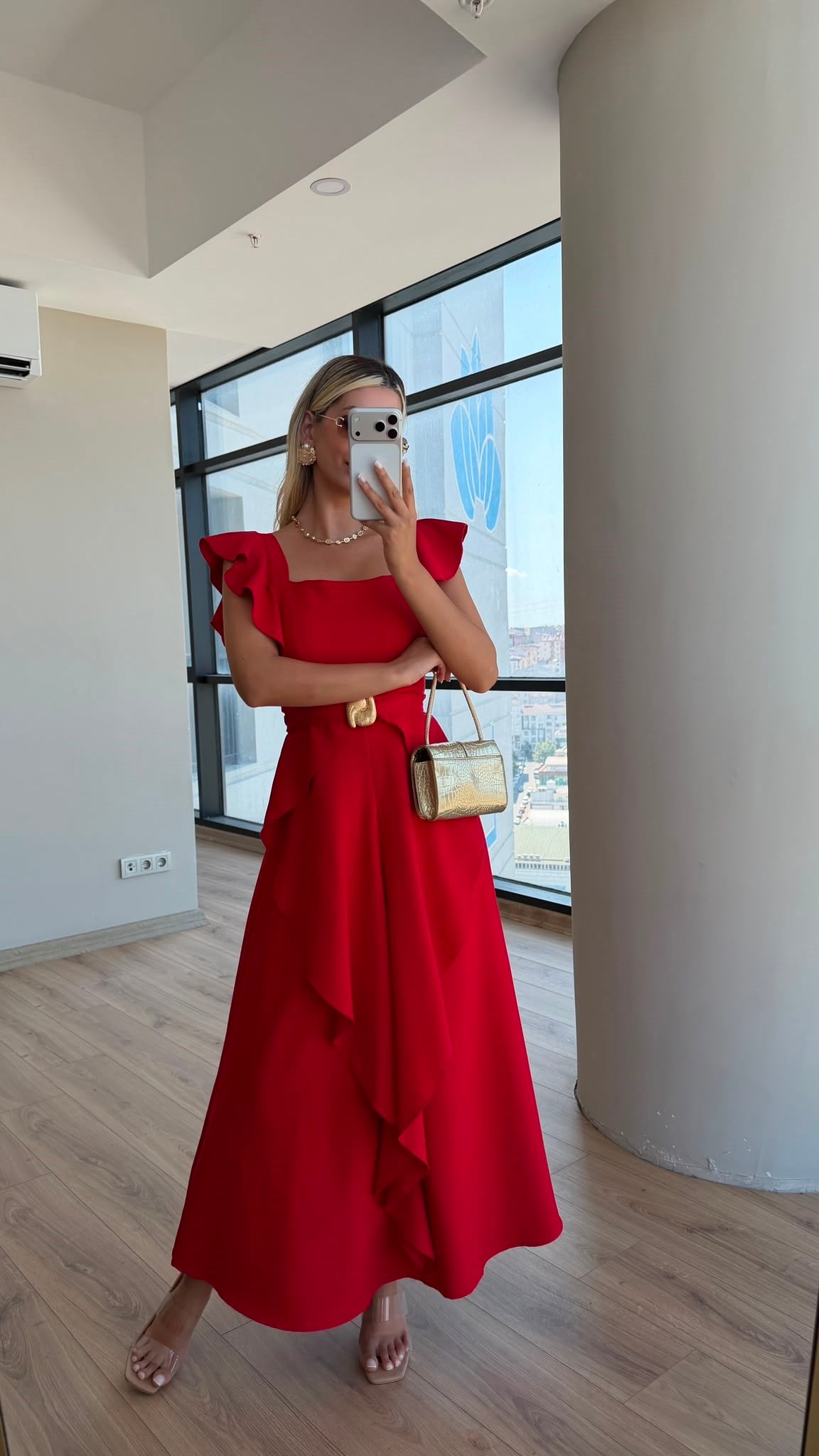 Fırfır Kol Samina Tokalı Elbise Kırmızı
