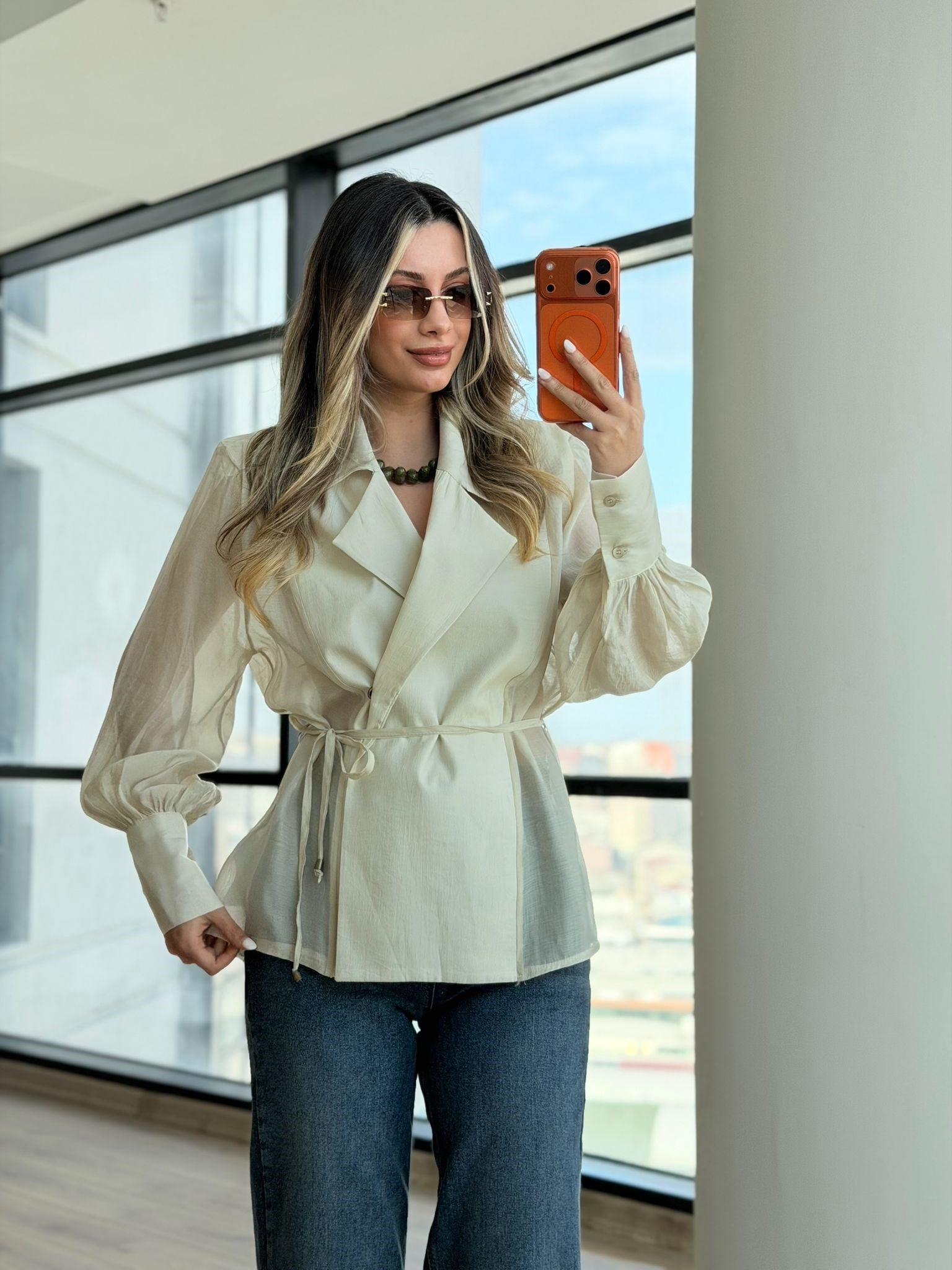 Taş Balon Kol Hafif Dokulu Gömlek