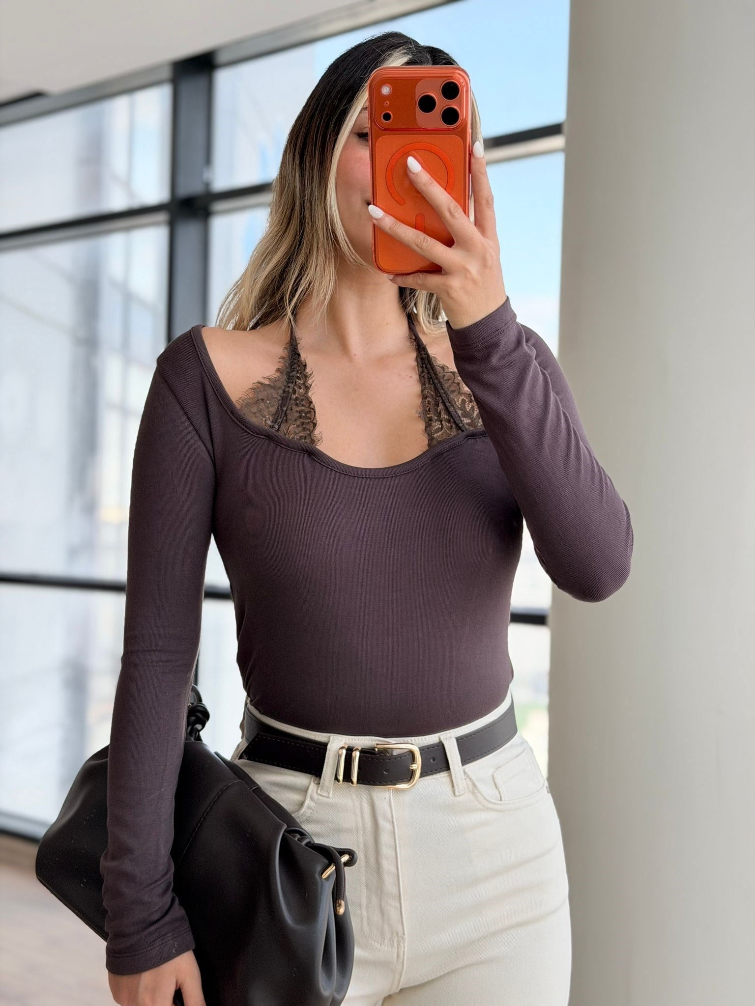 Dantel Askı Detay Kahverengi Fit Bluz