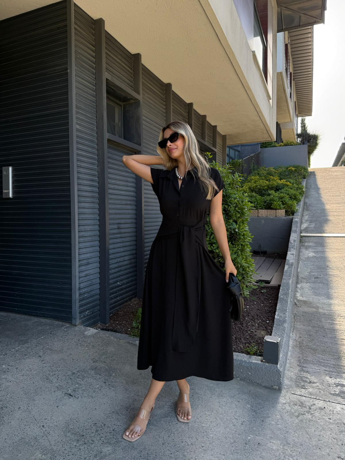 Önden Bağlamalı Siyah Elbise