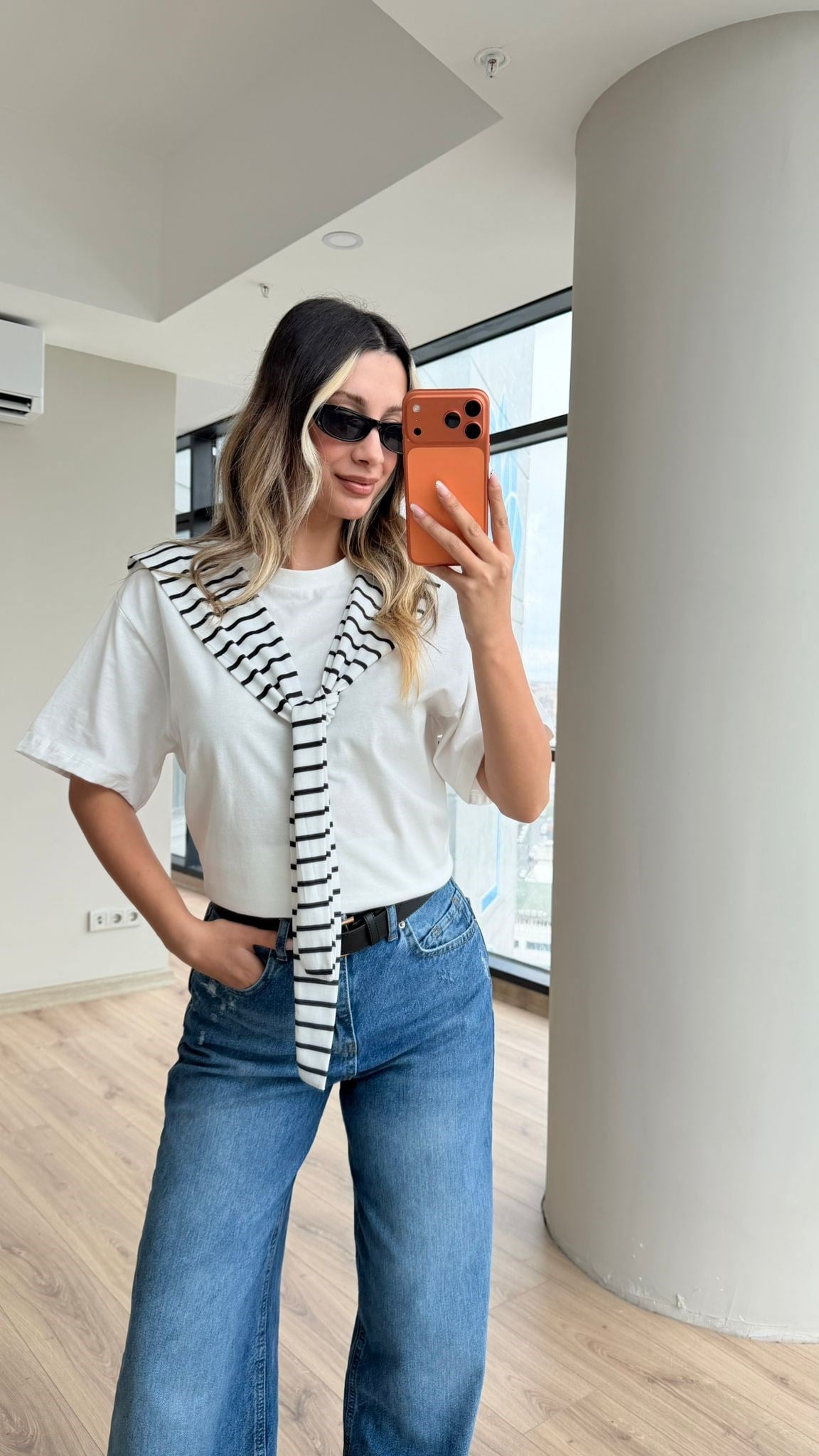 Çizgili Hırka Bağlama Detay Tshrt Beyaz