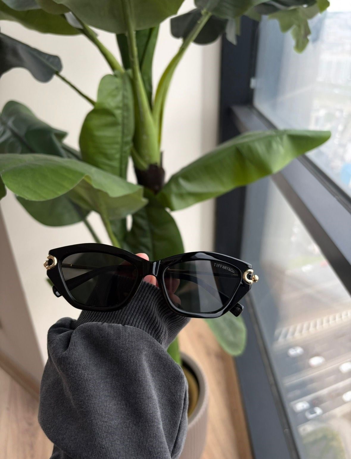 Tffny Marka Muadil  Siyah Güneş Gözlüğü Unisex – Retro 90s Model