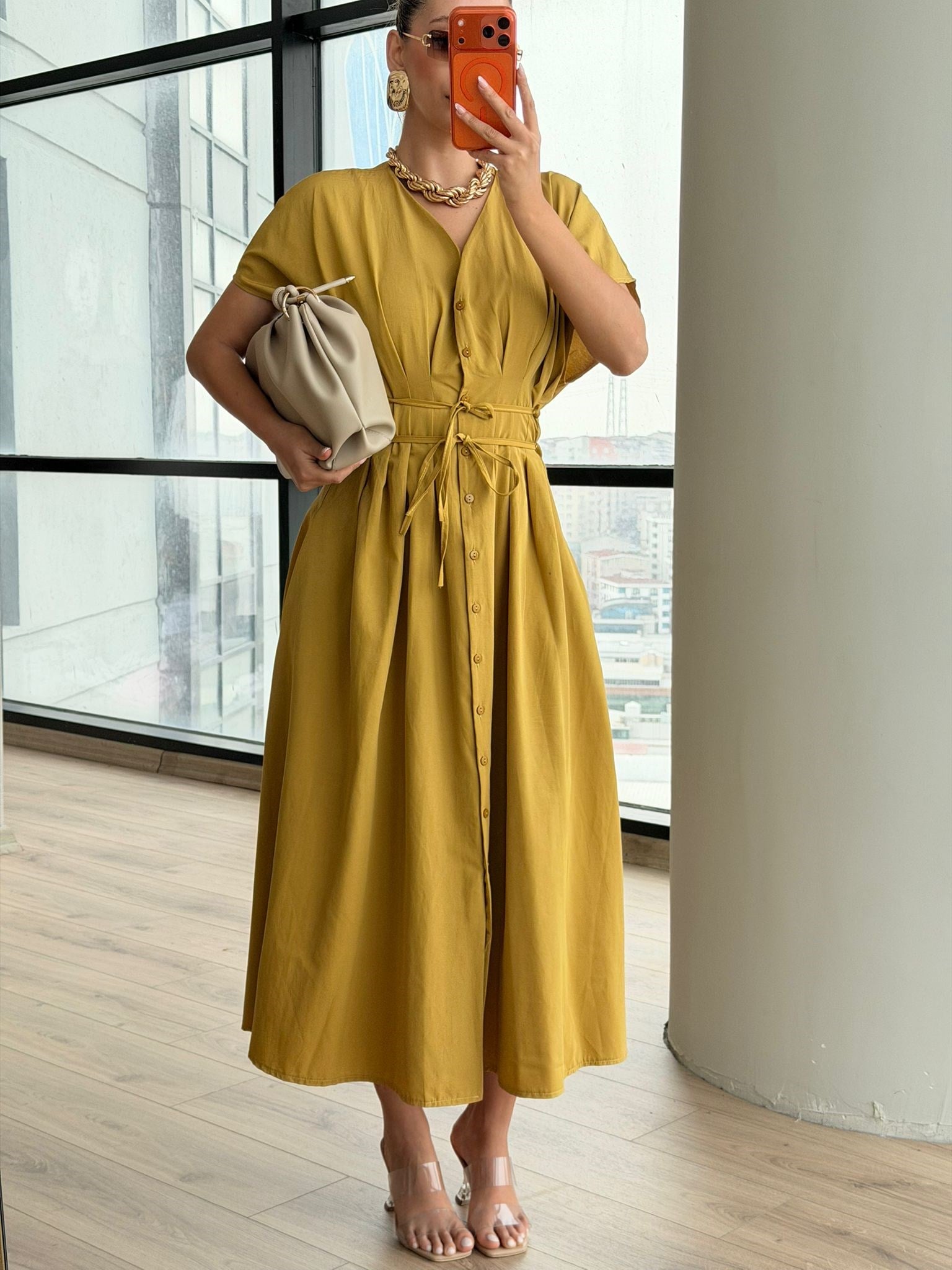 Boydan Boya Düğmeli İnce Kuşak İpli Elbise Hardal