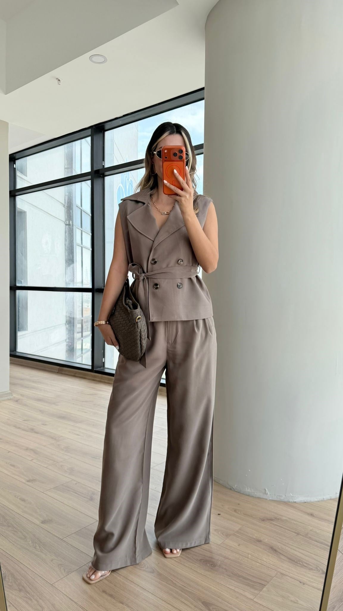 4 Düğme Bel Bağcıklı Viral Takım Vizon