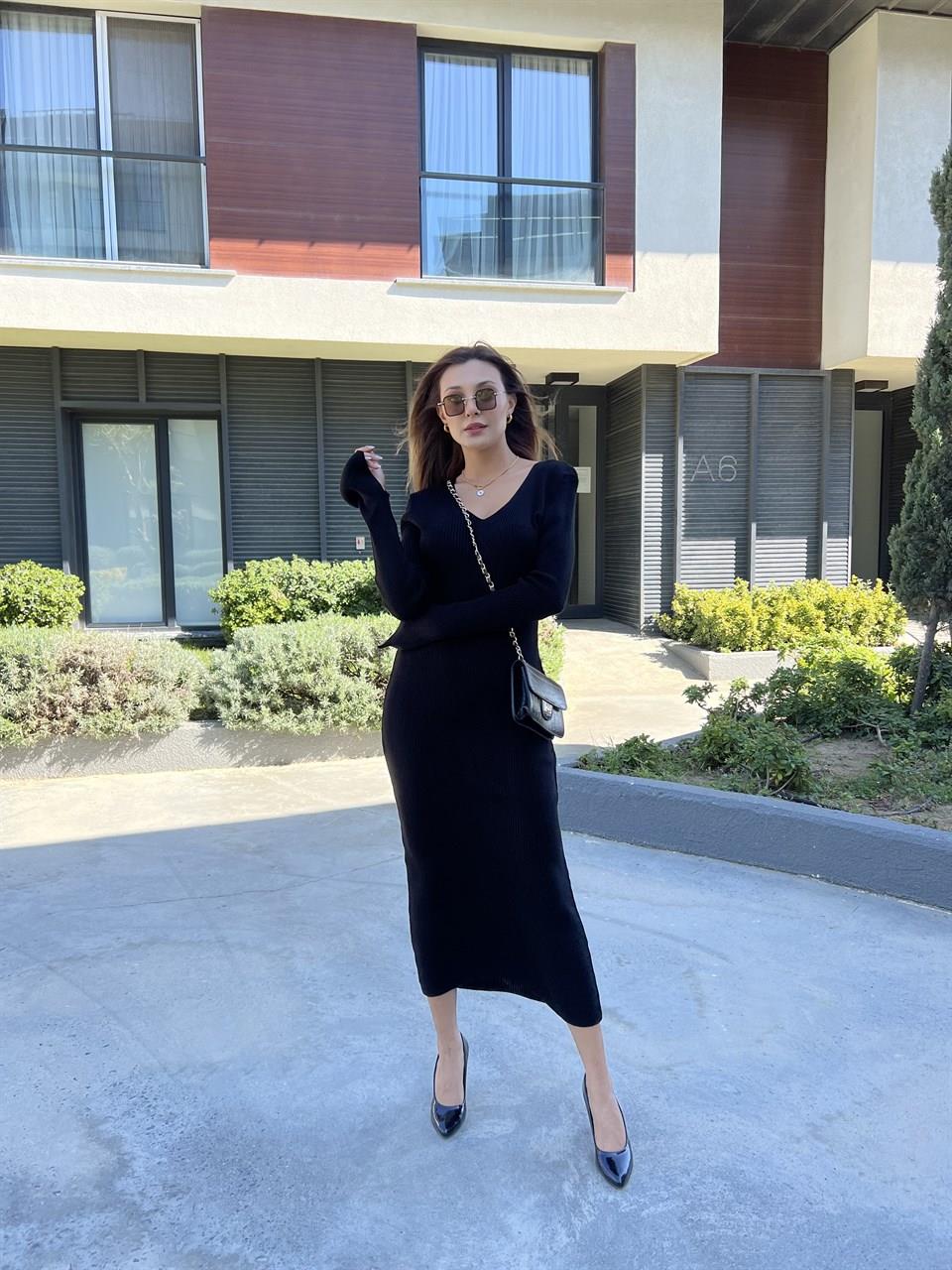 Charlize Siyah Triko Elbise