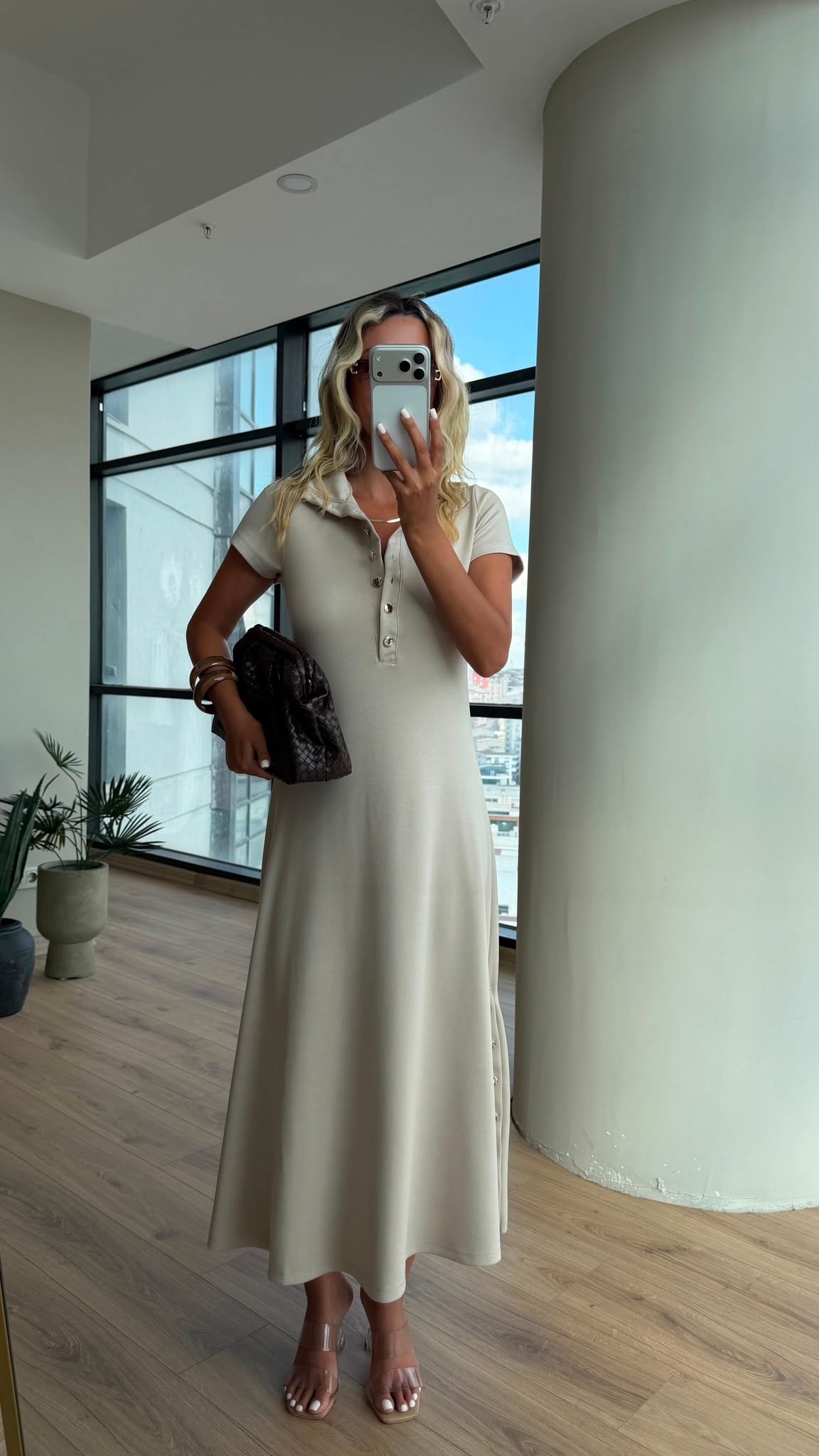 Marka Model Çıtçıtlı Spor Elbise Krem
