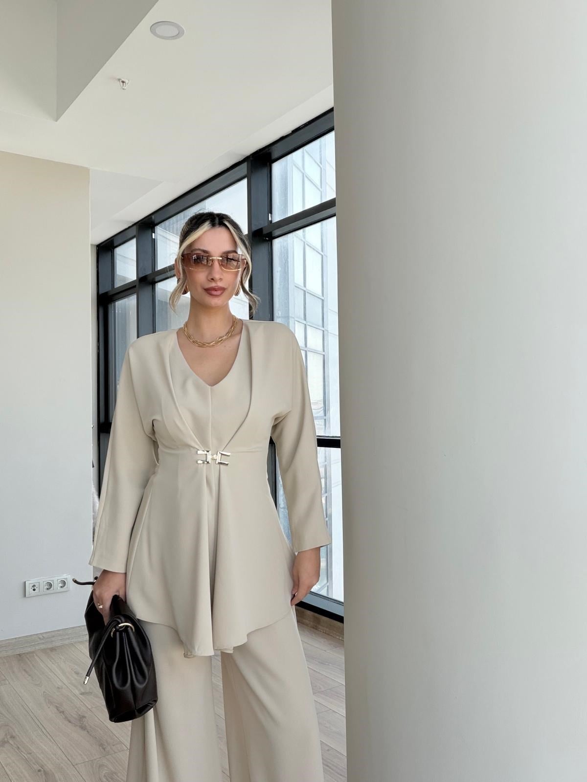 Merla Tokalı Takım Krem