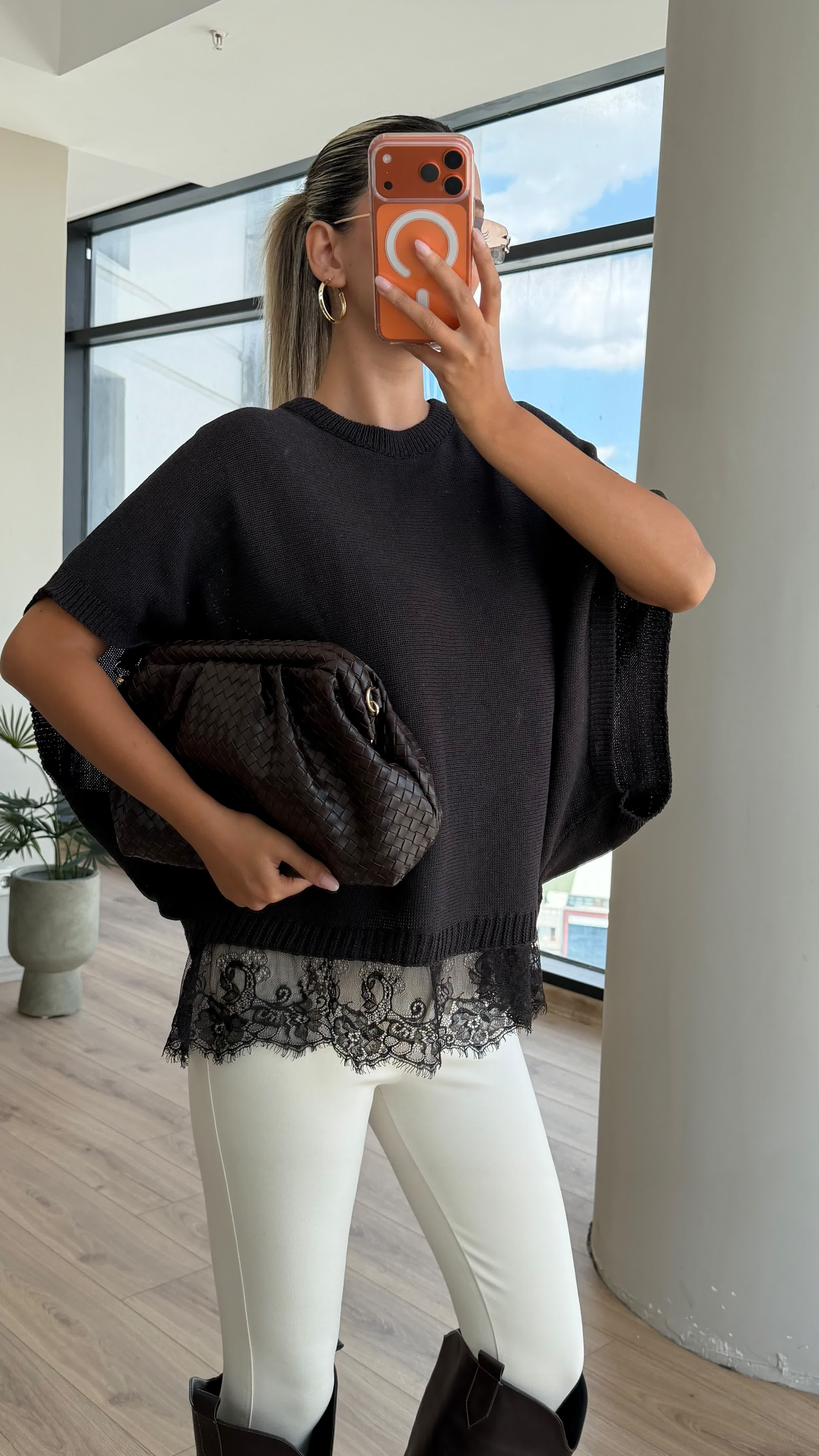Mollin Dantel Detaylı Triko Bluz Kahve