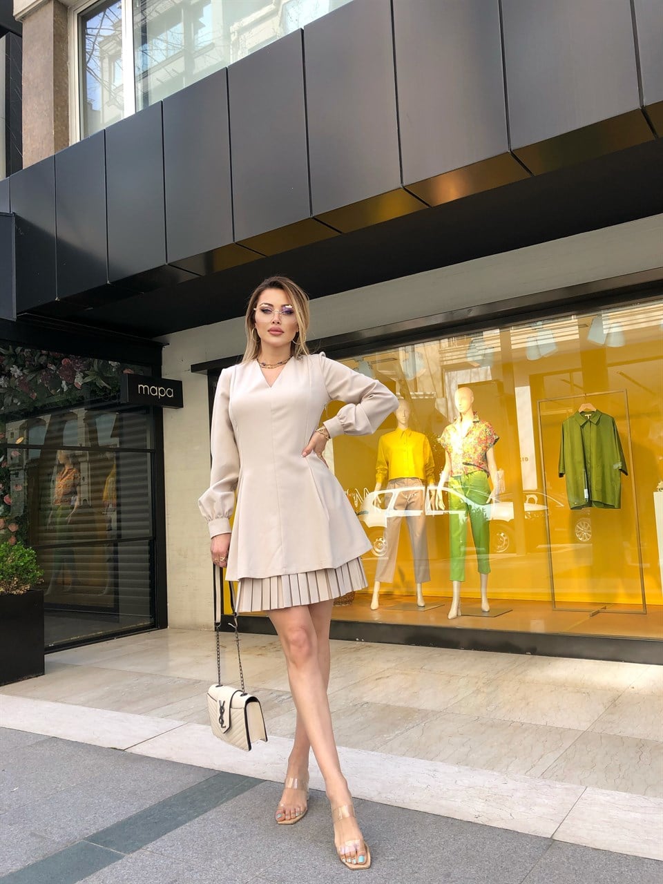 Etek Ucu Piliseli Vizon Elbise